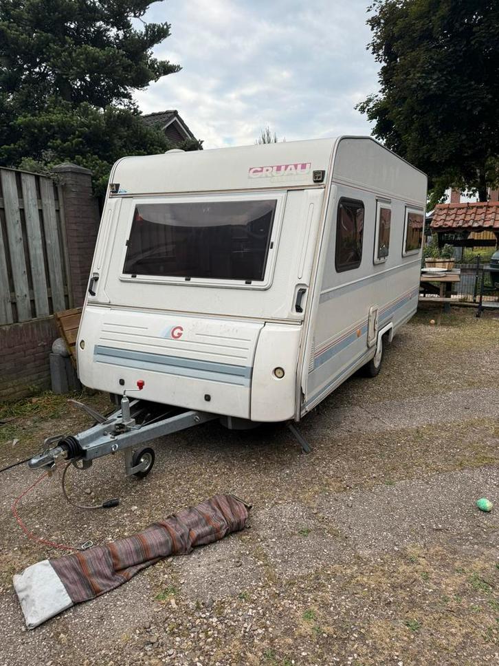 4 persoons caravan, Caravans en Kamperen, Caravans, Particulier, tot en met 4, 750 - 1000 kg, Rondzit, Overige merken, Kachel