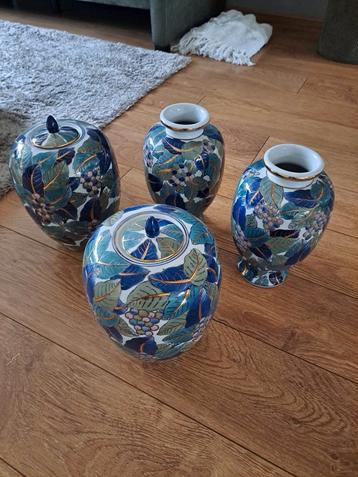 Chinese gemberpotten  beschikbaar voor biedingen