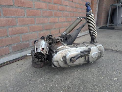 Minarelli Horizontaal 50CC blok, Fietsen en Brommers, Brommeronderdelen | Scooters, Zo goed als nieuw, Yamaha, Blok, Ophalen