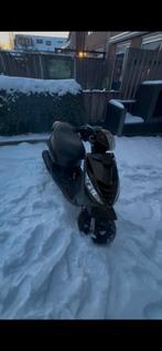 Piaggio zip 125 (Teruil of te koop), Fietsen en Brommers, Ophalen of Verzenden, Zo goed als nieuw, Benzine, Zip