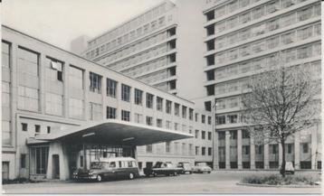 623W Rotterdam Ziekenhuis Dijkzigt, Opname, ambulance 1967 beschikbaar voor biedingen