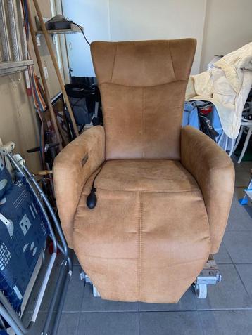 fauteuil beschikbaar voor biedingen