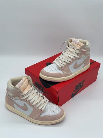 Jordan 1 Retro High OG Washed Pink Maat 44 Wit Roze Zgan beschikbaar voor biedingen