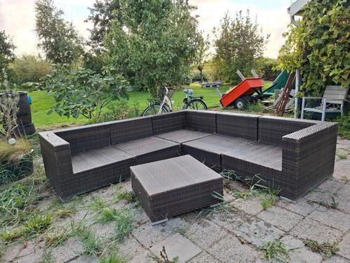 Loungeset wicker, bruin met zwarte kussens, Tuin en Terras, Tuinsets en Loungesets, Gebruikt, Loungeset, Wicker, 6 zitplaatsen