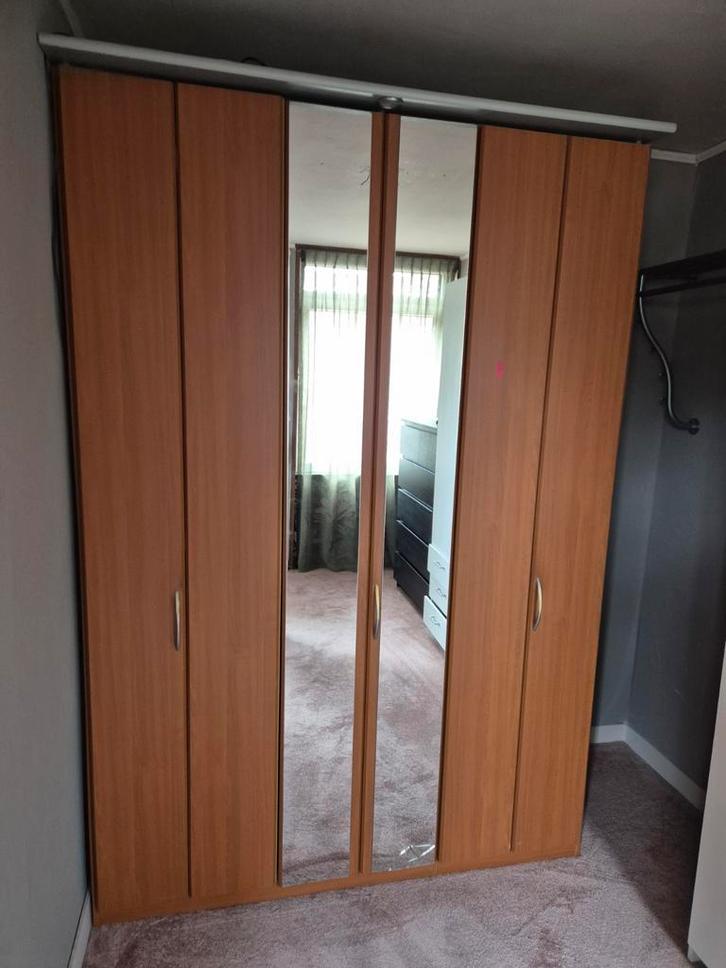 Kledingkast met spiegeldeuren en verlichting (beschadigd), Huis en Inrichting, Kasten | Kledingkasten, Gebruikt, 200 cm of meer