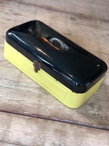 Vintage emaille broodtrommel geel zwart groot beschikbaar voor biedingen