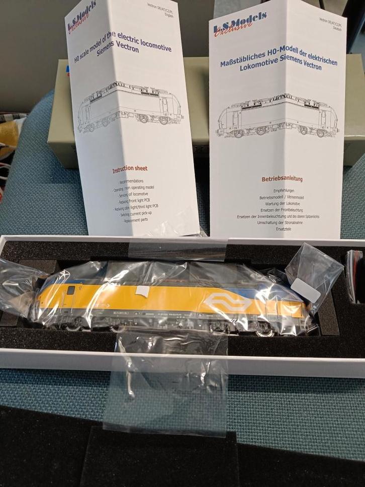 NIEUW  Vectron NS    LSMODELS    Elektrische locomotief, Hobby en Vrije tijd, Modeltreinen | H0, Nieuw, Locomotief, Gelijkstroom