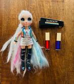 Rainbow High pop, Amaya Rain- wit, Kinderen en Baby's, Speelgoed | Poppen, Ophalen, Zo goed als nieuw, Overige typen