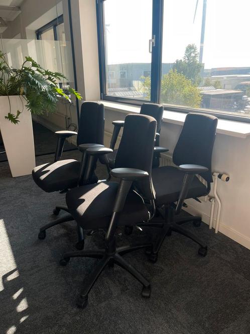 Zwarte bureaustoel model AXIA, Huis en Inrichting, Bureaustoelen, Gebruikt, Bureaustoel, Zwart, Ophalen