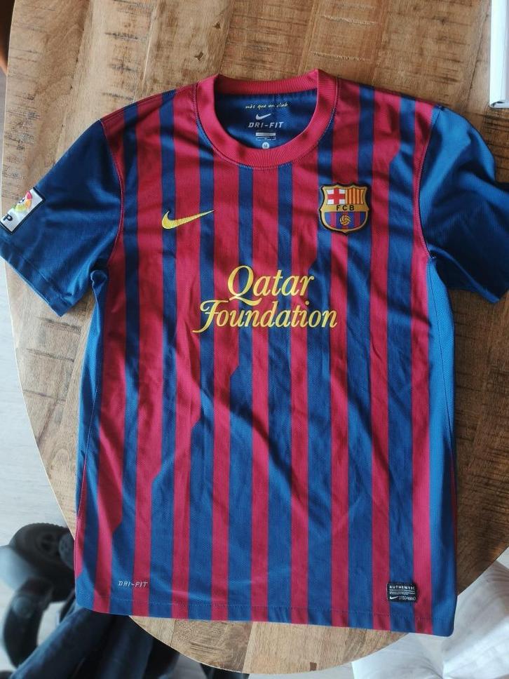 Voetbalshirt - FC Barcelona (M), Verzamelen, Sportartikelen en Voetbal, Zo goed als nieuw, Shirt, Buitenlandse clubs, Ophalen of Verzenden