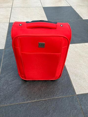 LIV essentials klein handbagage koffer / trolley, kleur rood beschikbaar voor biedingen
