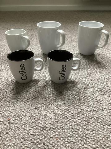2  Koffiemokken klein en/of 3 mokken groot - bijna gratis - beschikbaar voor biedingen