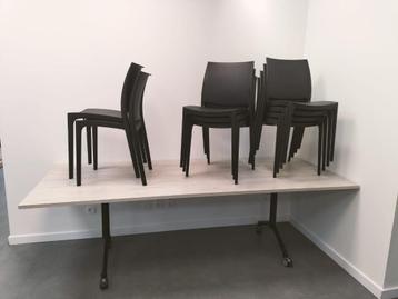 Te koop: Inklapbare vergadertafel op wielen + 8x stoel zwart beschikbaar voor biedingen