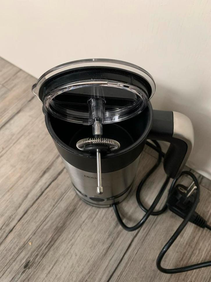 Blokker Elektrische Melkopschuimer, Witgoed en Apparatuur, Melkopschuimers, Zo goed als nieuw, Elektrische melkopschuimer, Ophalen of Verzenden
