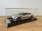 Aston Martin DB12 Motorhelix zilver 1:18, Hobby en Vrije tijd, Modelauto's | 1:18, Ophalen of Verzenden, Nieuw, Auto, Overige merken