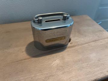 Verenigde Spaarbank Spaarbus - Verchroomd beschikbaar voor biedingen