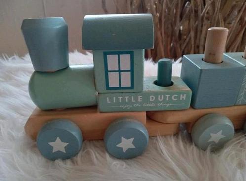 Little Dutch blokken treintje €10,00( vaste prijs), Kinderen en Baby's, Speelgoed | Speelgoedvoertuigen, Gebruikt, Ophalen