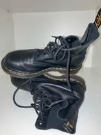 Zwarte Dr. Martens - Maat 37 - Zo goed als nieuw!, Kleding | Dames, Schoenen, Ophalen of Verzenden, Zo goed als nieuw, Zwart, Lage of Enkellaarzen