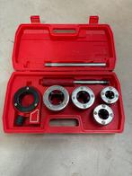 Schroefdraadsnijset met Opbergkoffer, Ophalen, B, Gebruikt, J