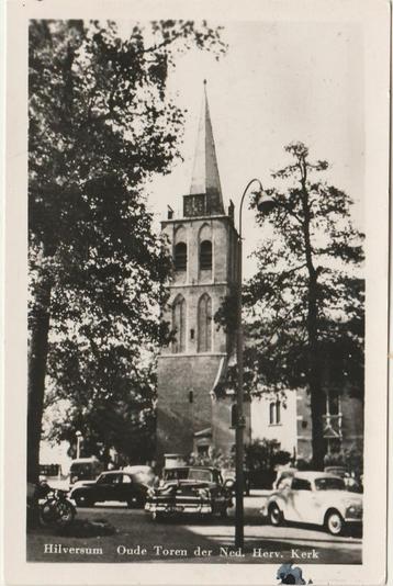 HILVERSUM Oude Toren N.H. Kerk met Auto's 1958 beschikbaar voor biedingen