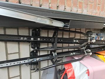 2 fietsendragers  beschikbaar voor biedingen