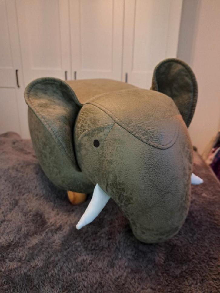 Nette Olifant Kruk, Huis en Inrichting, Banken | Voetenbanken en Poefen, Zo goed als nieuw, Minder dan 50 cm, Rond, Ophalen