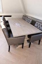 Aangeboden eettafel massief eiken (Driehoekmeubelen), Huis en Inrichting, Complete eetkamers, Ophalen, Gebruikt