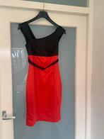 Steps rood zwarte jurk met gesp, Maat 34 (XS) of kleiner, Knielengte, Ophalen of Verzenden, Steps