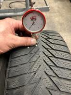 Winterbanden + Velgen - VW Polo 2009, Auto-onderdelen, Banden en Velgen, Ophalen, Gebruikt, 15 inch, Banden en Velgen