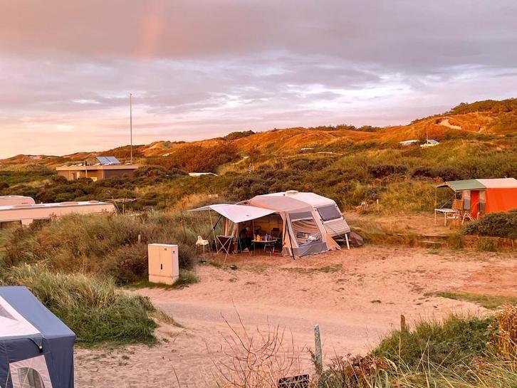 Kip Caravan - Ecu Line, Caravans en Kamperen, Caravans, Particulier, tot en met 3, 500 - 750 kg, Kleine zit, Kip, Lengtebed, Omvormbare zithoek