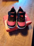 Nike court schoentjes maat 19.5 - Zo goed als nieuw!, Kinderen en Baby's, Babykleding | Schoentjes en Sokjes, Schoentjes, Jongetje of Meisje