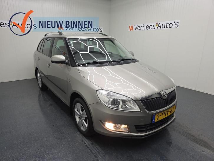 Skoda Fabia Combi 1.2 TSI Drive (bj 2014, automaat), Auto's, Skoda, Bedrijf, Te koop, Fabia, ABS, Airbags, Airconditioning, Alarm