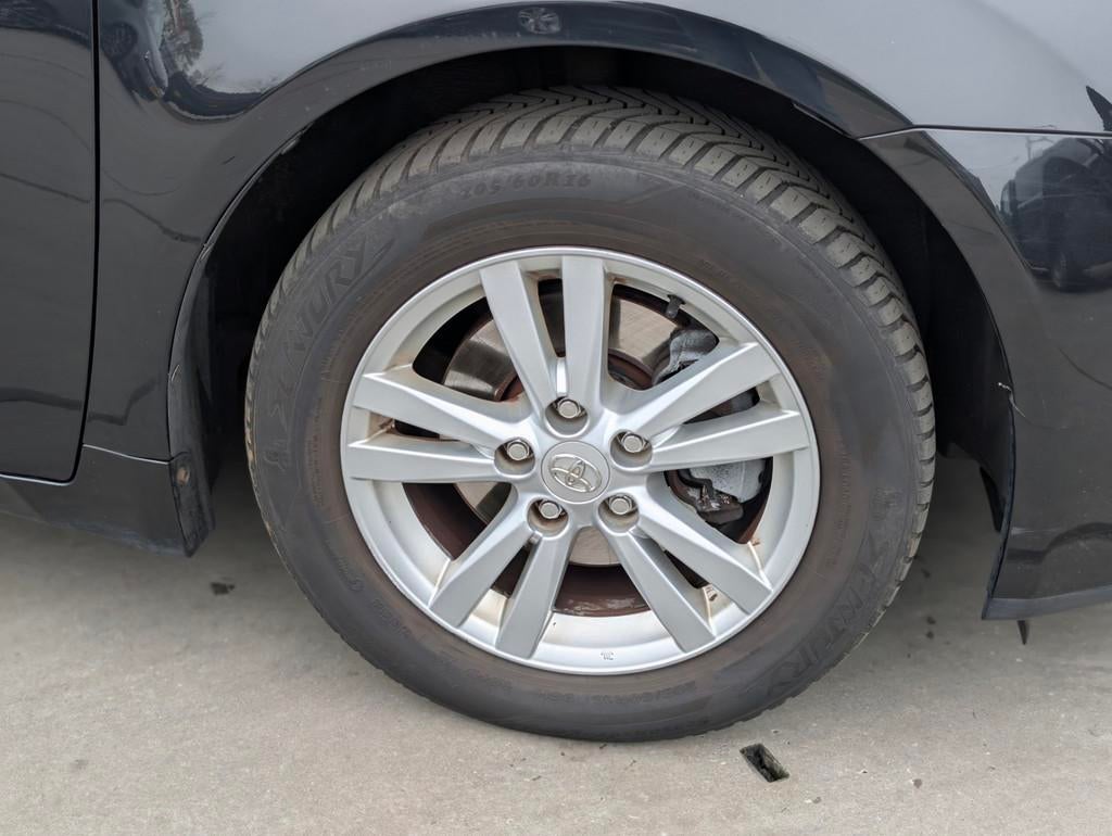 Toyota Avensis 1.8 VVTi Comfort - Clima - apk t/m 03-12-26, Auto's, Toyota, Voorwielaandrijving, 1345 kg, Zwart, 4 cilinders