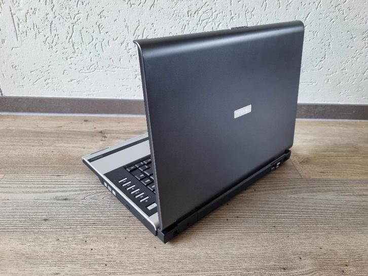 Laptop, Computers en Software, Windows Laptops, Refurbished, 15 inch, HDD, Minder dan 2 Ghz, Minder dan 4 GB, Qwerty, Met videokaart