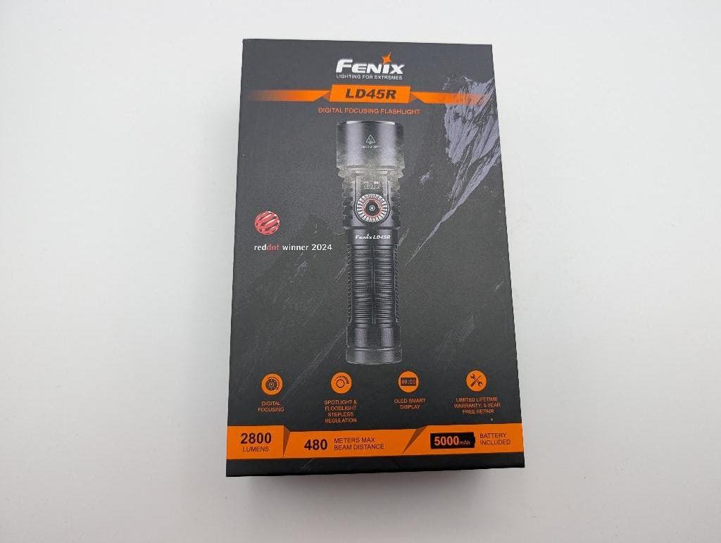 Fenix LD45R Digital Focusing 2800 Lumen - NIEUW, Caravans en Kamperen, Ophalen of Verzenden, Nieuw, Batterij