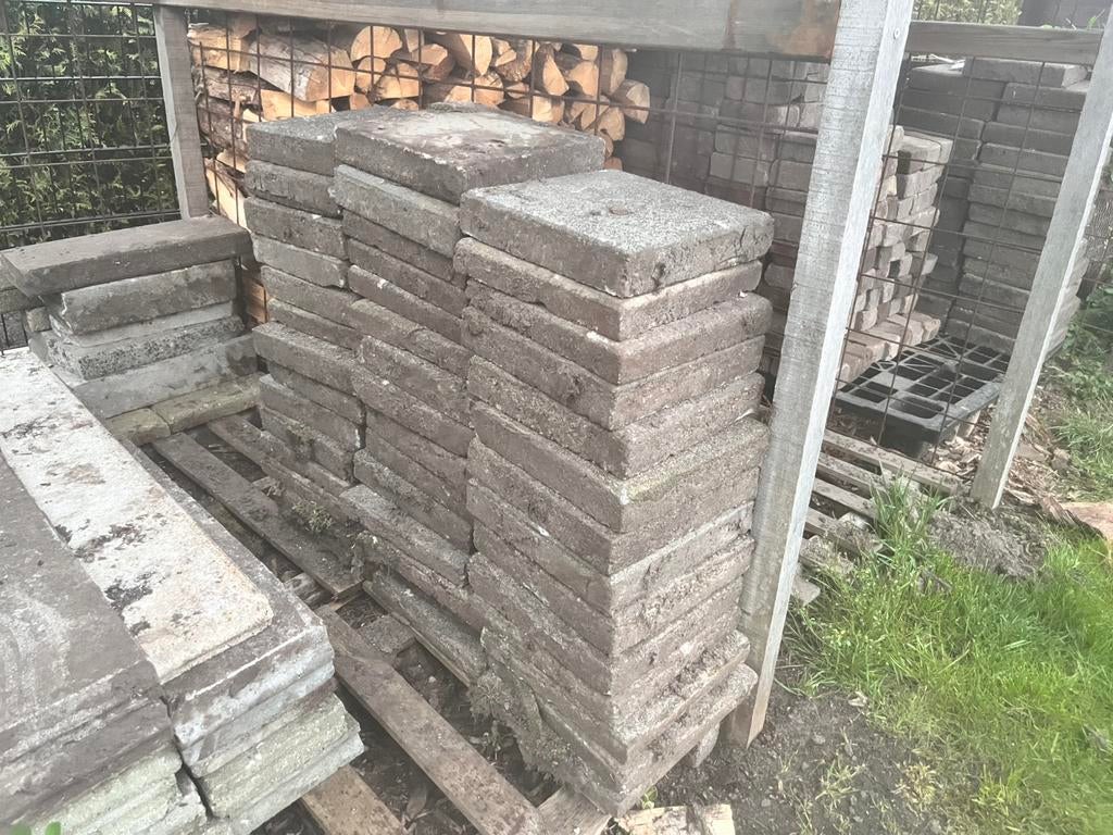stoeptegels. Paar m2, Ophalen, Zo goed als nieuw, Beton, Klinkers