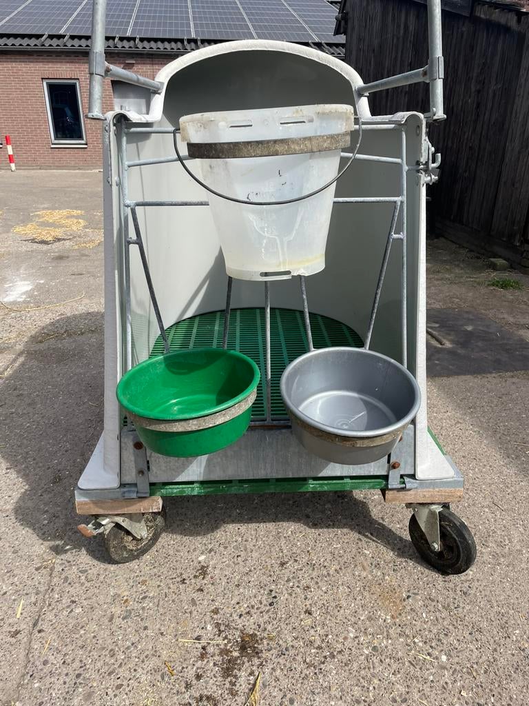 Kalver iglo’s/ verrijdbaar open top CalfOtel, Dieren en Toebehoren, Overige Dieren-accessoires, Ophalen, Zo goed als nieuw