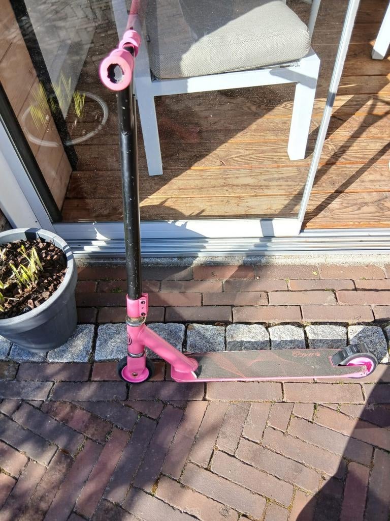Roze Amigo Wave step, Ophalen, Zo goed als nieuw, Gewone step, Amigo