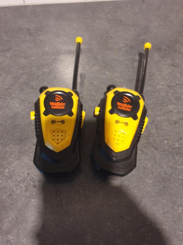 Walkie Talkie Set - Gebruiksklaar voor Avontuur, Ophalen of Verzenden, Gebruikt, Minder dan 2 km, Portofoon of Walkie-talkie