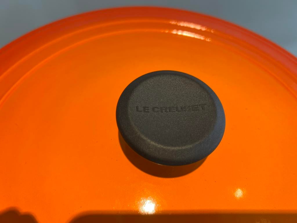 Grote Le Creuset braadpan Vulcanic 34 cm heel goede staat, Huis en Inrichting, Gebruikt, Gietijzer, Ophalen of Verzenden, Keramische plaat