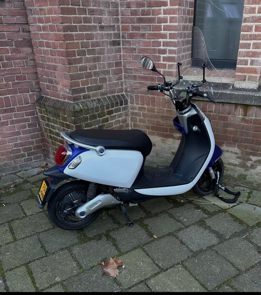 NIPPONIA VOLTY Elektrische Scooter - Wit/Blauw, Ophalen, Gebruikt, Maximaal 45 km/u, Elektrisch