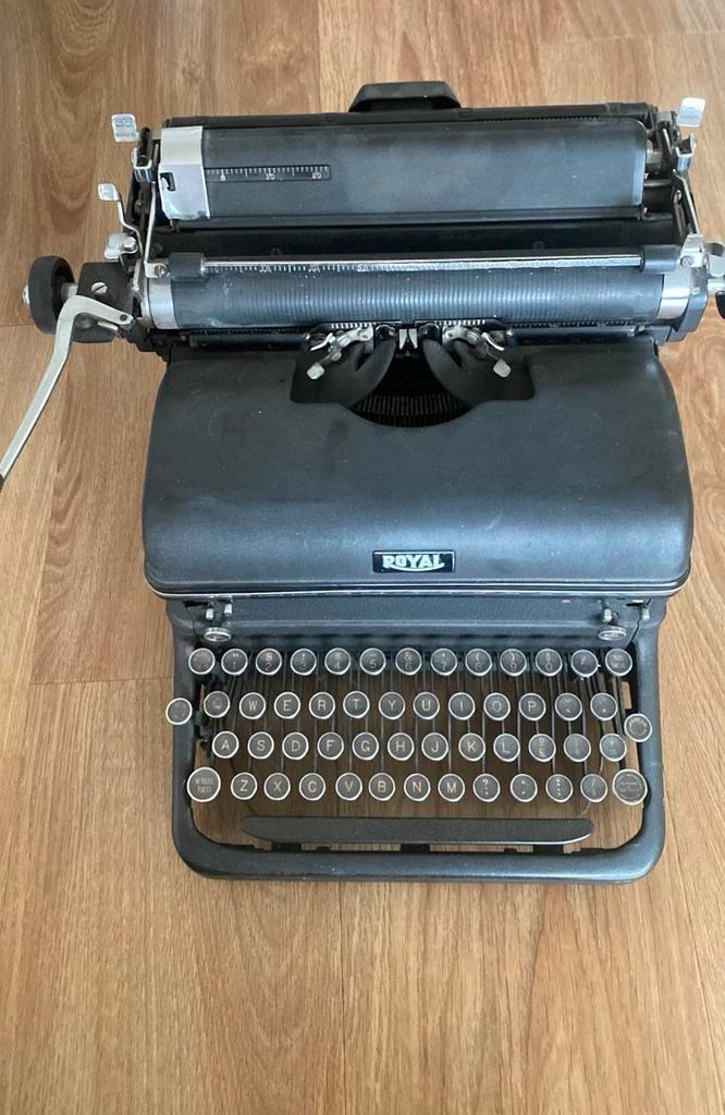 Typmachine Royal, Diversen, Typemachines, Ophalen, Zo goed als nieuw