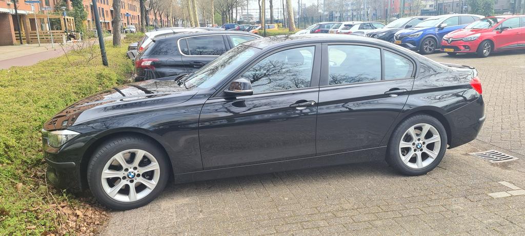 BMW 3-Serie 328i 245pk Aut 2012 Zwart, Automaat, 745 kg, 4 cilinders, Elektrische buitenspiegels