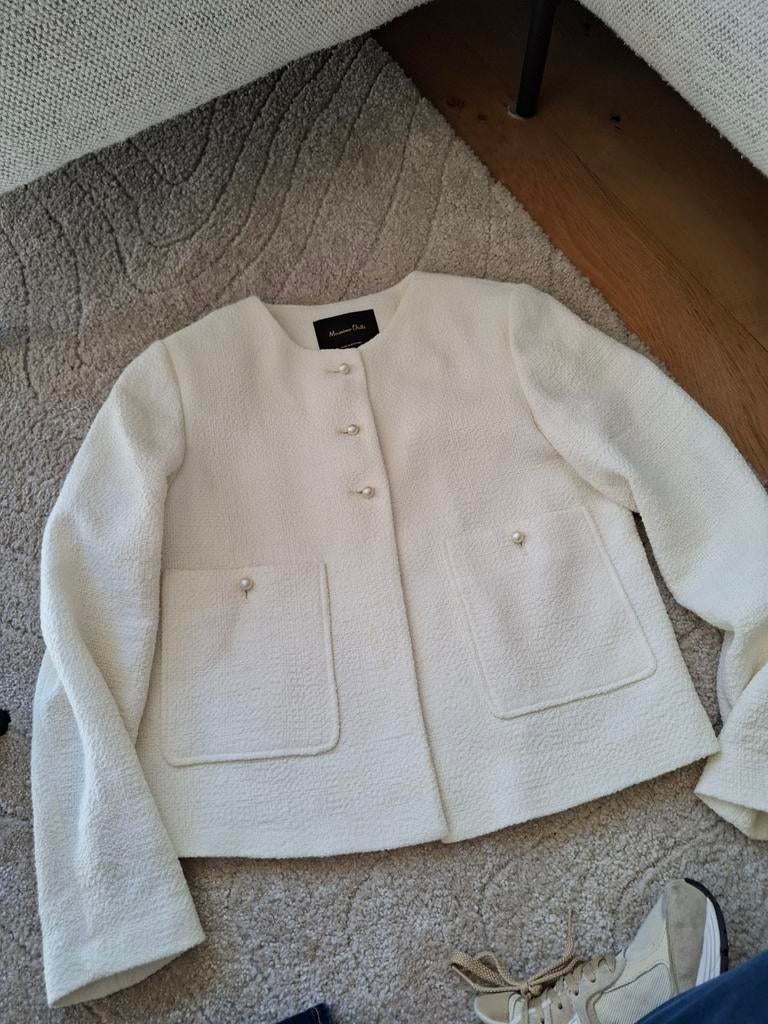 Massimo Dutti Crèmekleurig Bouclé Jasje blazer  mt S 3, Kleding | Dames, Massimo Dutti, Beige, Ophalen of Verzenden, Zo goed als nieuw
