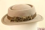 kleine Vintage Dameshoed grijs + bandje 54 gratis verzenden, Kinderen en Baby's, Kinderkleding | Petten en Hoeden, 134 t/m 140