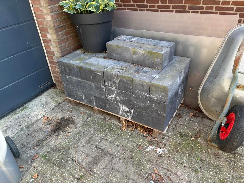 Stapelblokken 15x15x60 antraciet Patioblok, Tuin en Terras, Bielzen en Borders, Ophalen, Zo goed als nieuw, Minder dan 100 cm