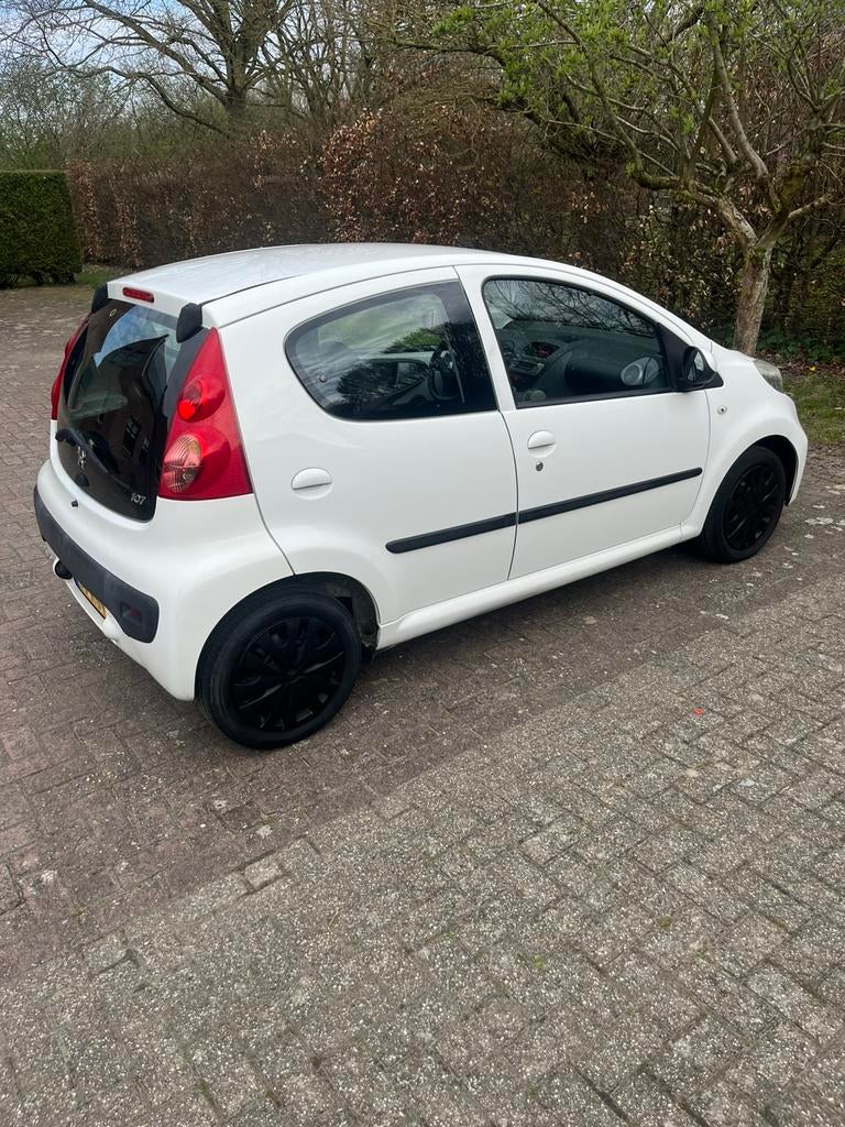 Peugeot 107 1.0 12V 5DR 2011 Wit, Auto's, Peugeot, Particulier, Benzine, A, Hatchback, Handgeschakeld, Origineel Nederlands, Wit