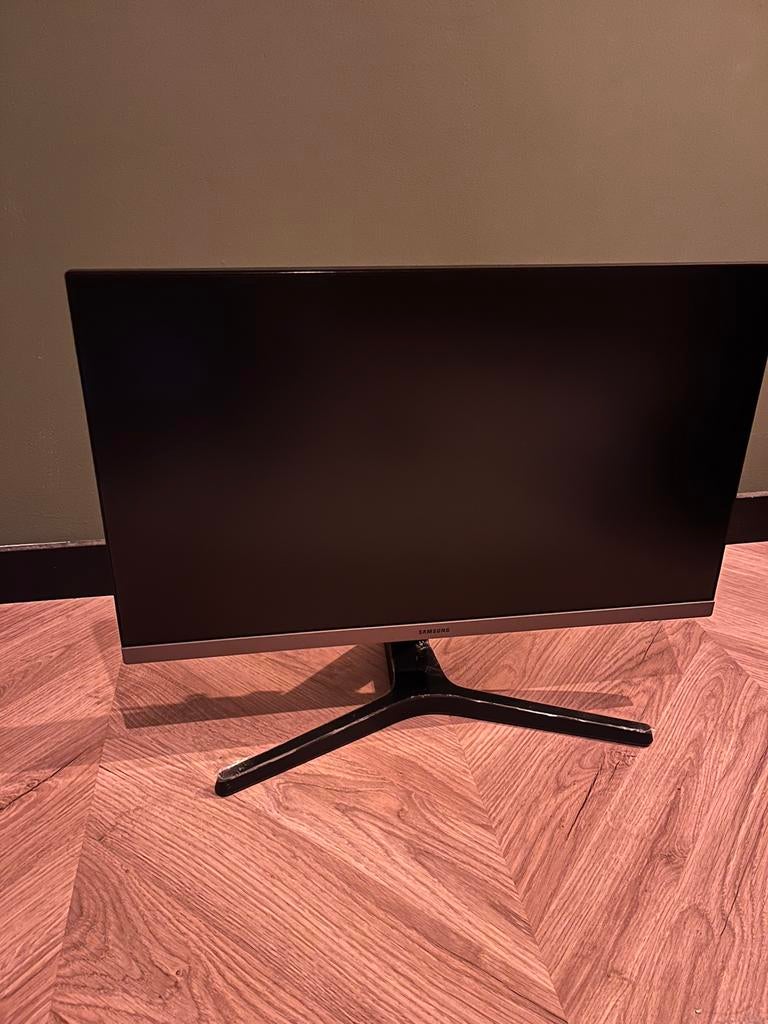 Samsung 24 inch monitor, Computers en Software, Monitoren, HD, IPS, Ophalen of Verzenden, Zo goed als nieuw