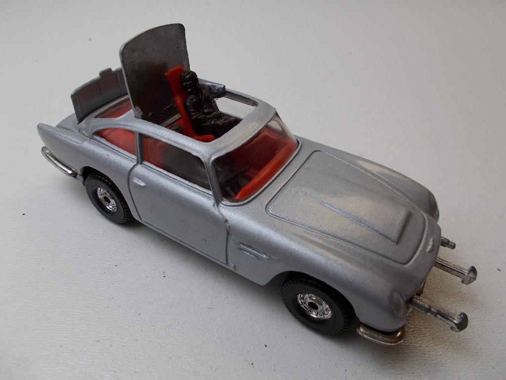 1984 Corgi 271 ASTON MARTIN DB-5. 007 JAMES BOND (-A-) Igst!, Ophalen of Verzenden, Zo goed als nieuw, Auto, Corgi