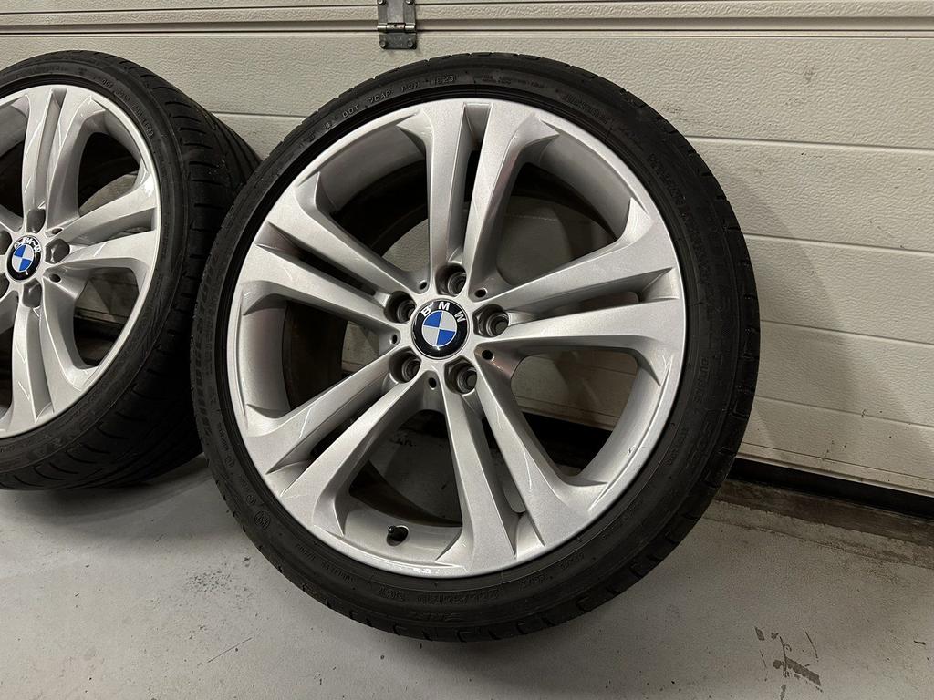 19inch Originele BMW Style 401 Breedset Velgen! A merk band!
